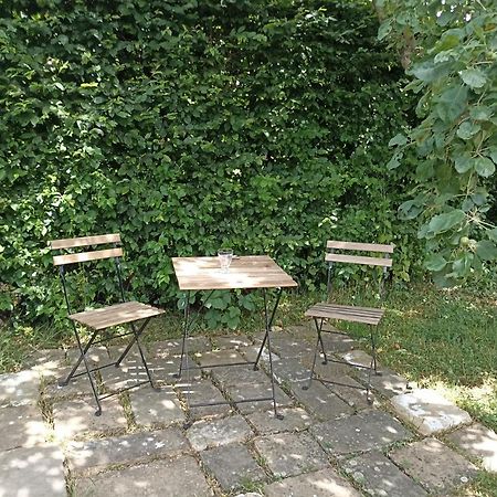 L'Echappee Au Jardin, Yourte Bucolique Godinne Ngoại thất bức ảnh